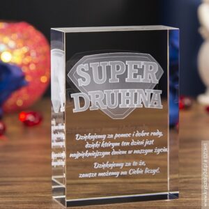 Odznaka 3D »Super Druhna« • personalizowany kryształ 3D • GRAWER 3D